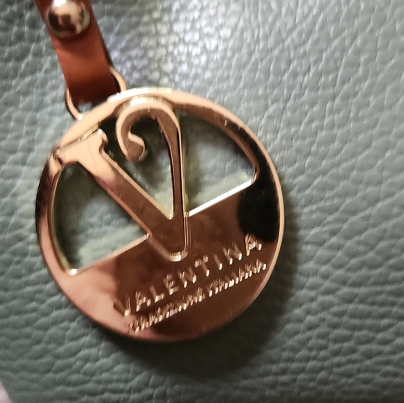 Purse - Picture 3 of 4